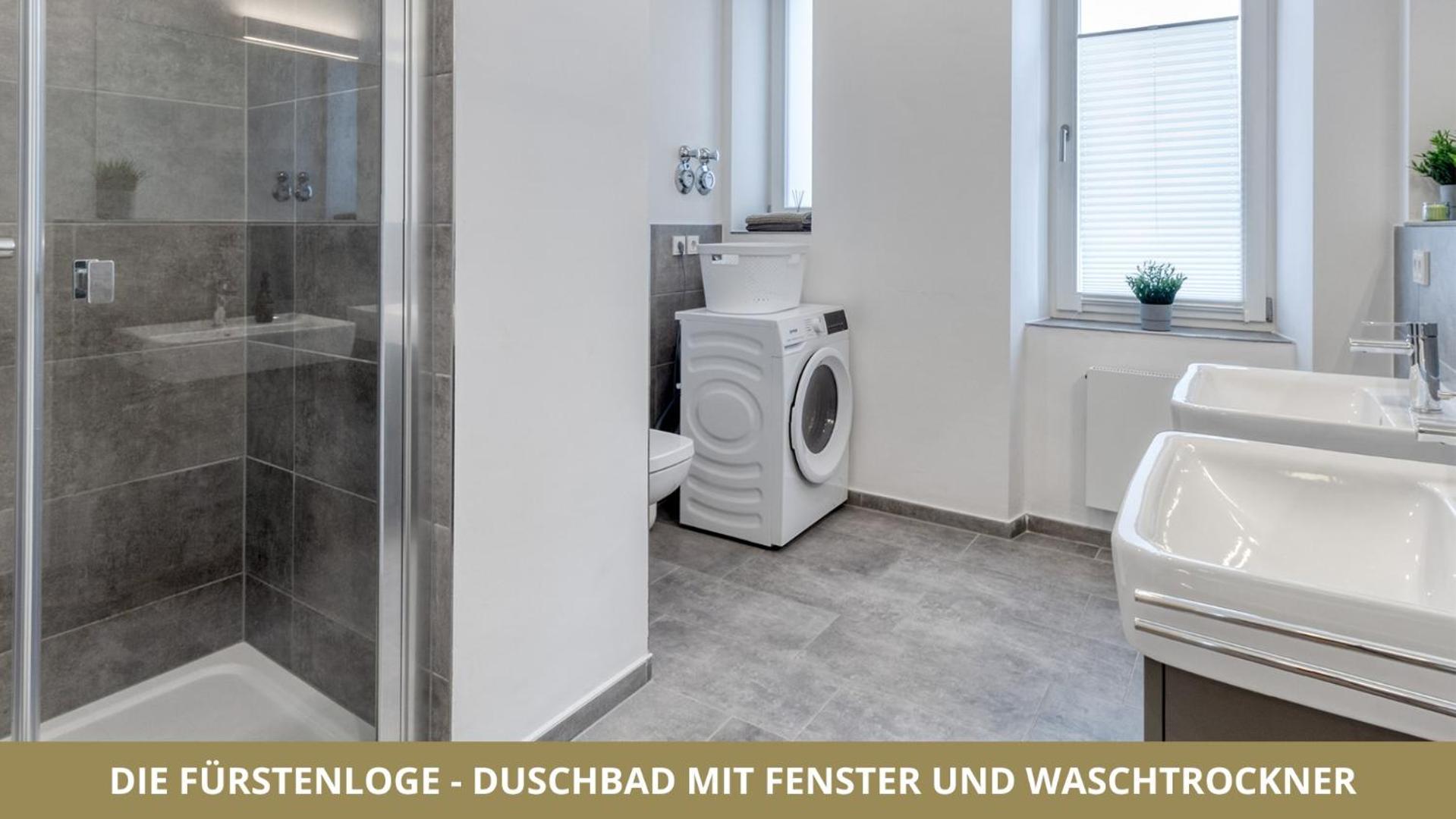 Neu Fewo Fuerstenloge 1-6 Pers Hinter Dem Markgraeflichen Opernhaus - 2 Schlafzimmer Mit Boxspringbetten 4 Einzel Oder 2 Doppelbetten, Balkon Und Einbaukueche, Barrierearm ไบรอยท์ ภายนอก รูปภาพ